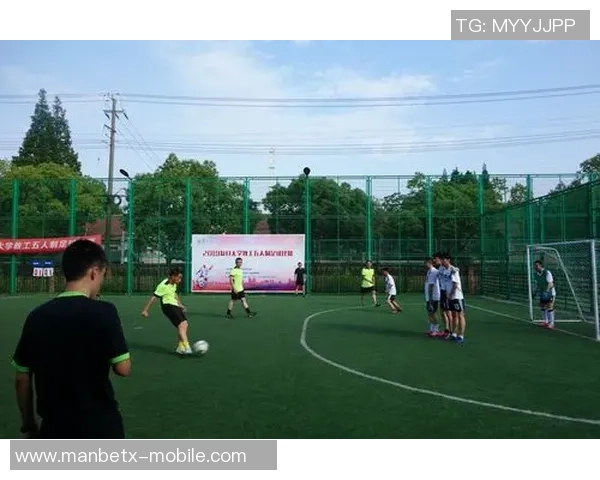 足球比赛中罚直接任意球的技巧与战术解析及其对比赛结果的影响